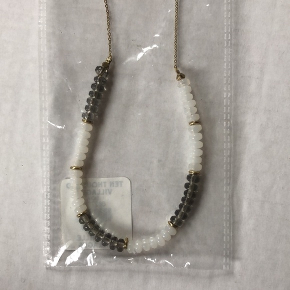 Grey  and White Beaded necklace - Picture 2 of 5